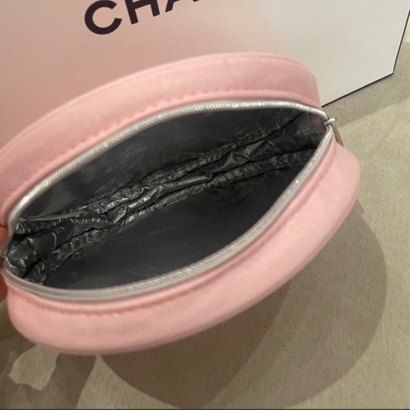 Chanel Baby Pink Cosmetic Makeup Pouch Bag VIP Gift - Picture 2 of 3